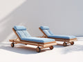 Bain de soleil en bois naturel 200 x 72 x 90 cm - coussins bleus - dossier réglable avec roulettes